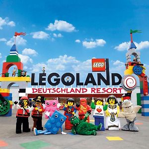 Legoland Feriendorf Hotell Kleinkötz Exterior photo