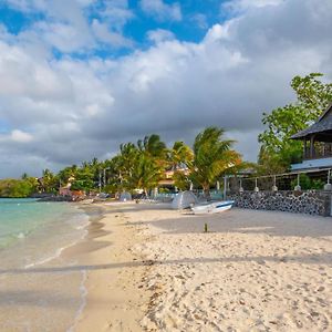 Ocean Bay Luxury Beach Villa Grand-Baie Exterior photo