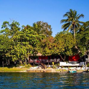 Mayan Spirit Hotell Flores Exterior photo