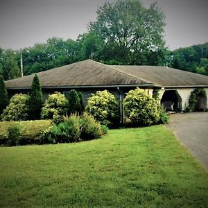 Winnie'S Bed & Breakfast Lawrenceburg Exterior photo