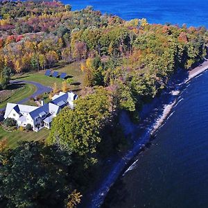 Stunning South Hero Home On Lake Champlain With View Exterior photo
