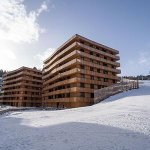 Edelweiss Stenna Cavorgia Leilighet Flims Exterior photo