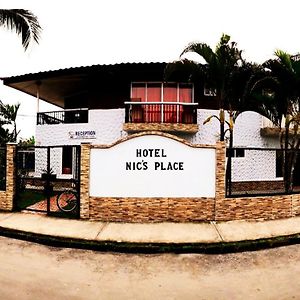 Nics Place Hotell Bocas del Toro Exterior photo