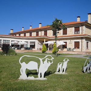 El Prado De Las Merinas Hotell Caleruega Exterior photo