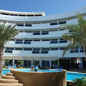 Sunsol Caribbean Beach Hotell Playa El Agua Exterior photo